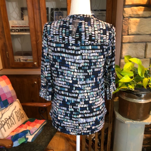 NWT THE LIMITED SIZE SMALL NAVY BLUE MULTICOLORED 3/4 SLEEVE V/NECK BLOUSE - Picture 4 of 4